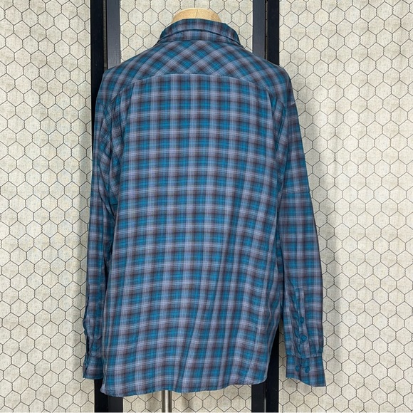Columbia Omni-Shield Long Sleeve Button Down Shirt - Picture 3 of 9